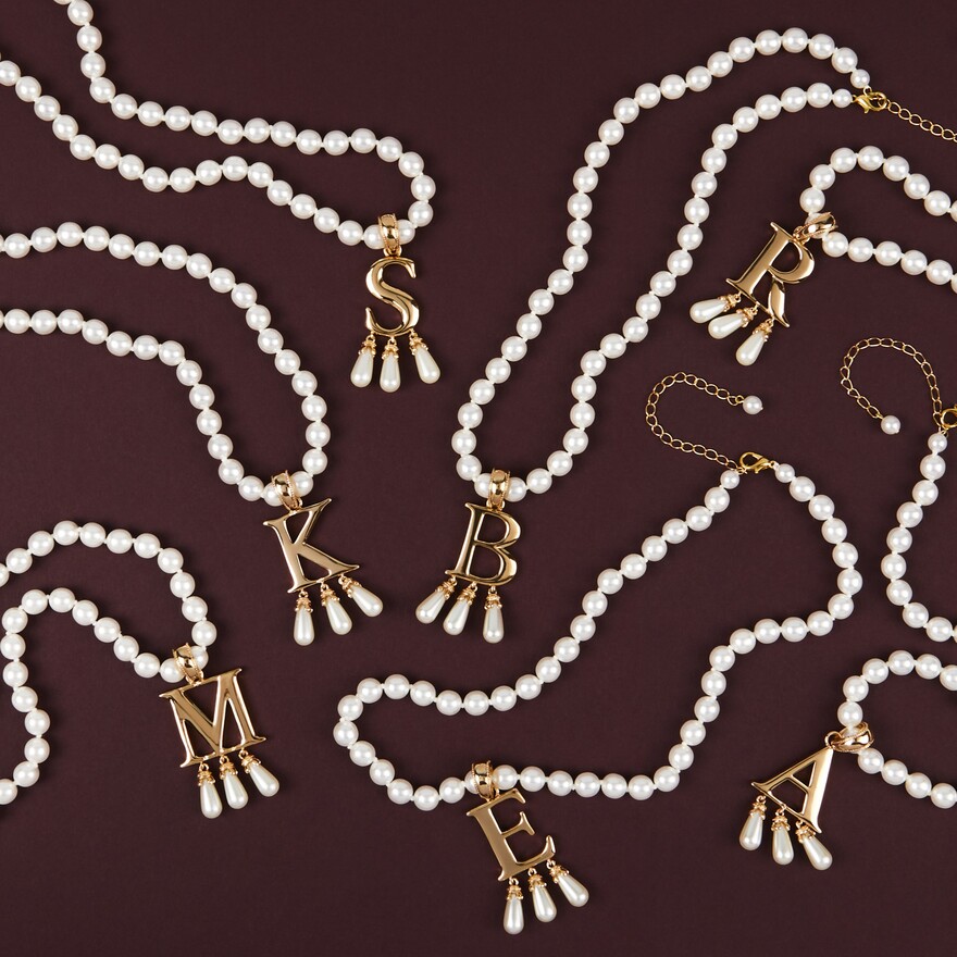 Anne Boleyn necklace replicas